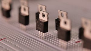 Semiconductor components like MOSFETs require ESD-safe deployment